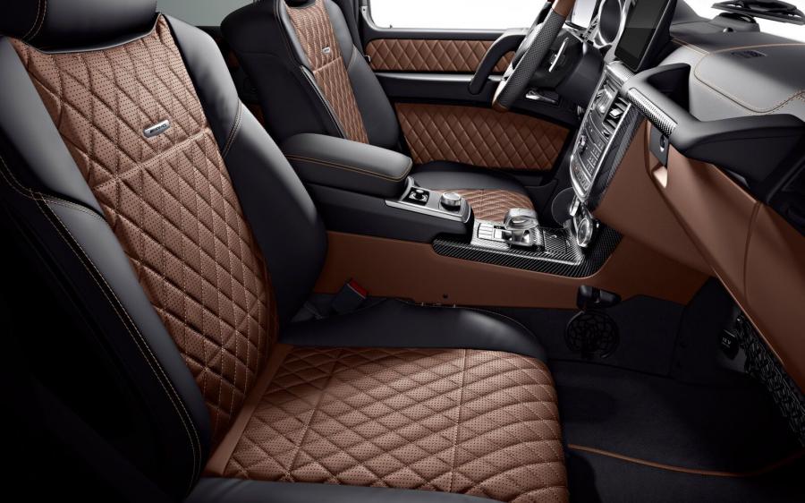 Интерьер Mercedes-AMG G63 50th Anniversary Edition 2017 года  (фото 5 из 12)